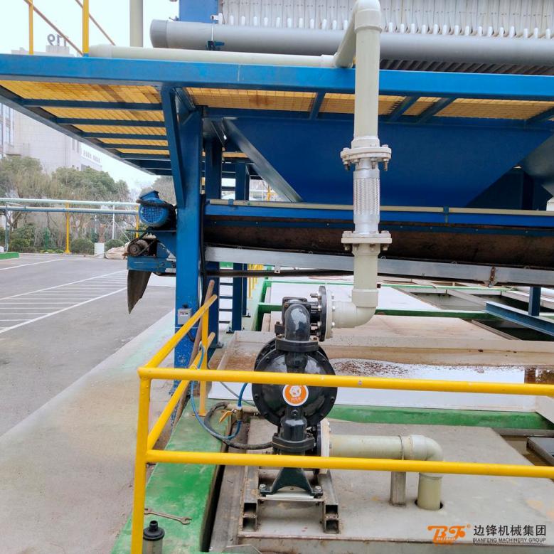 1713856957-1670.jpg 1713856957-1670.jpg